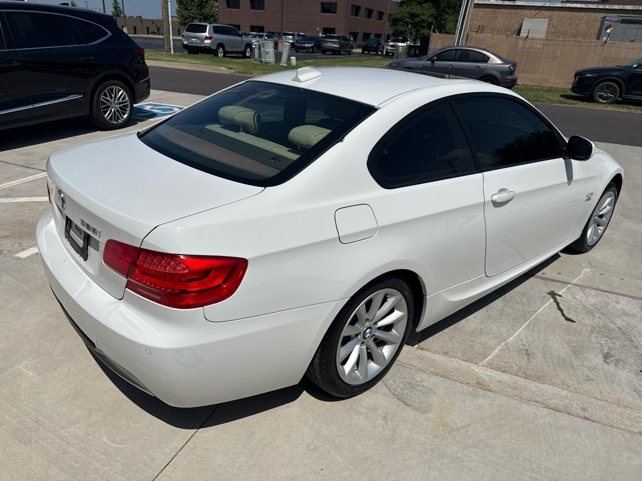 BMW 3 Series 2dr Cpe 328i xDrive AWD SULEV 2013