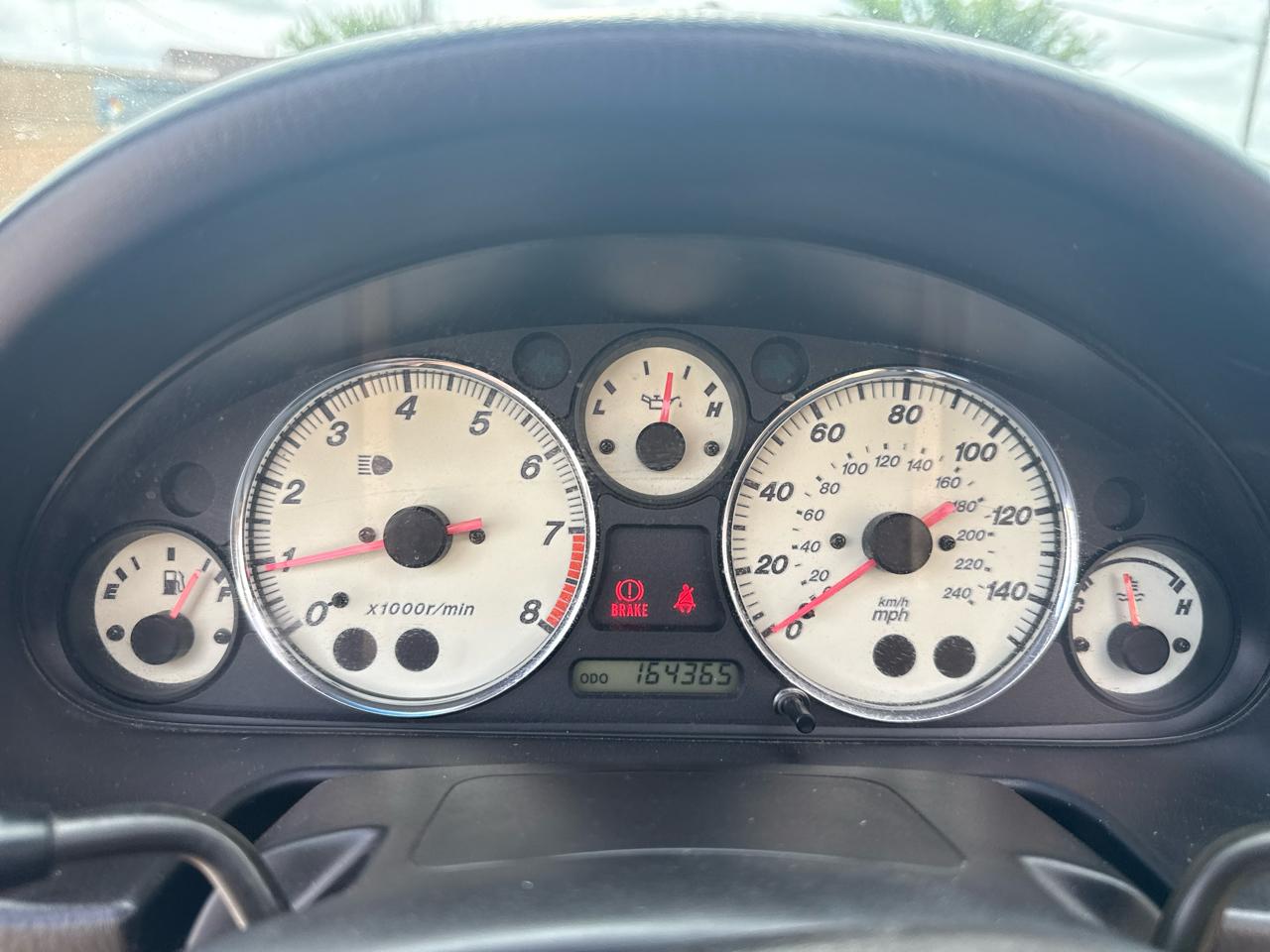 Mazda MX-5 Miata 2dr Conv SE Special Edition 2001