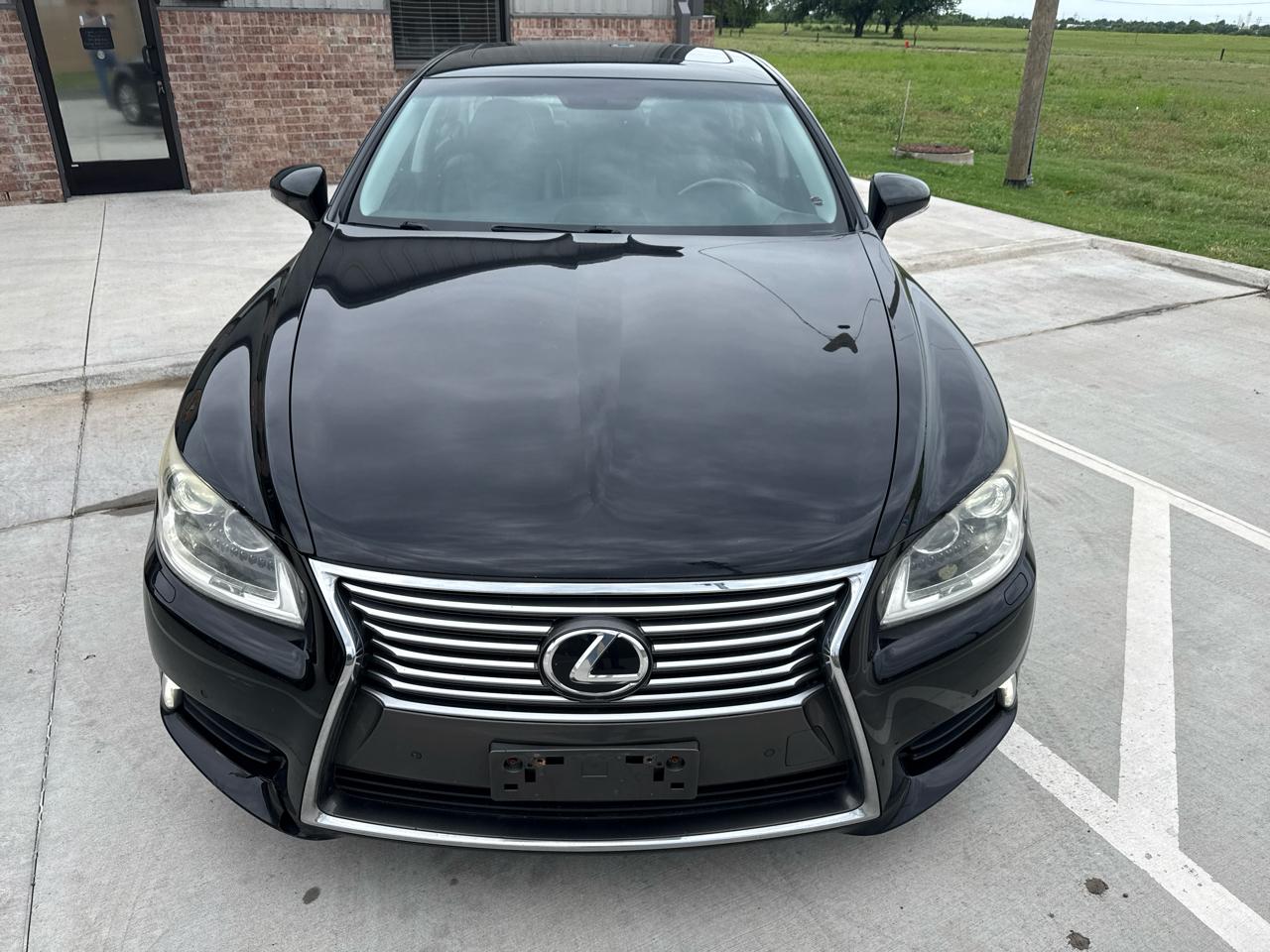 Lexus LS 460 4dr Sdn AWD 2013
