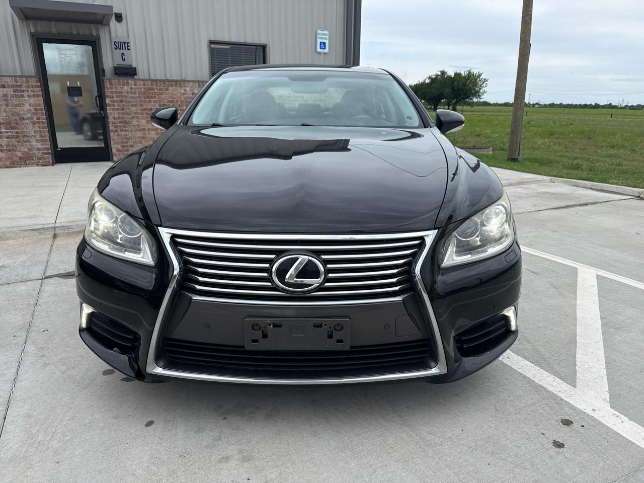Lexus LS 460 4dr Sdn AWD 2013