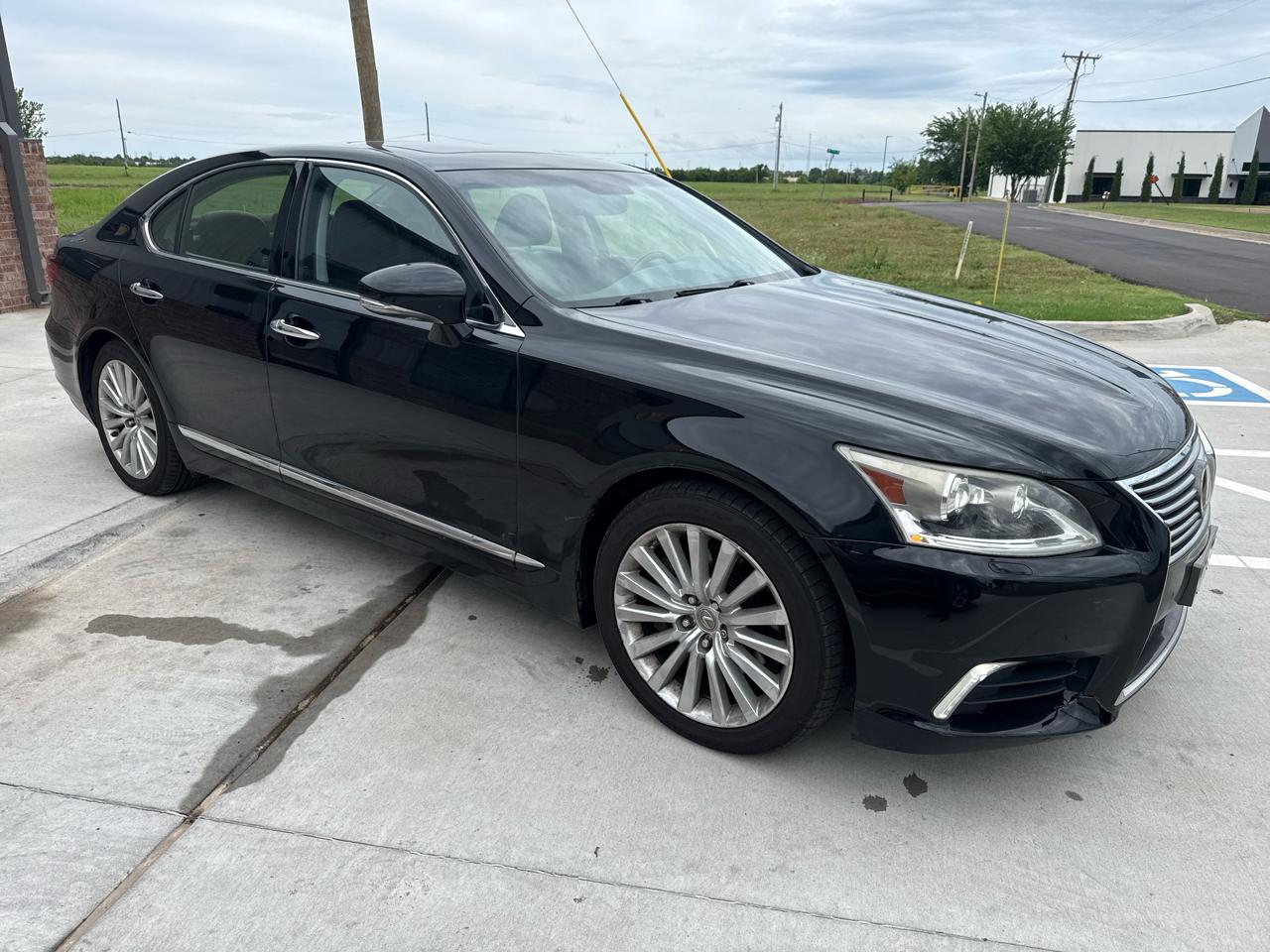 Lexus LS 460 4dr Sdn AWD 2013