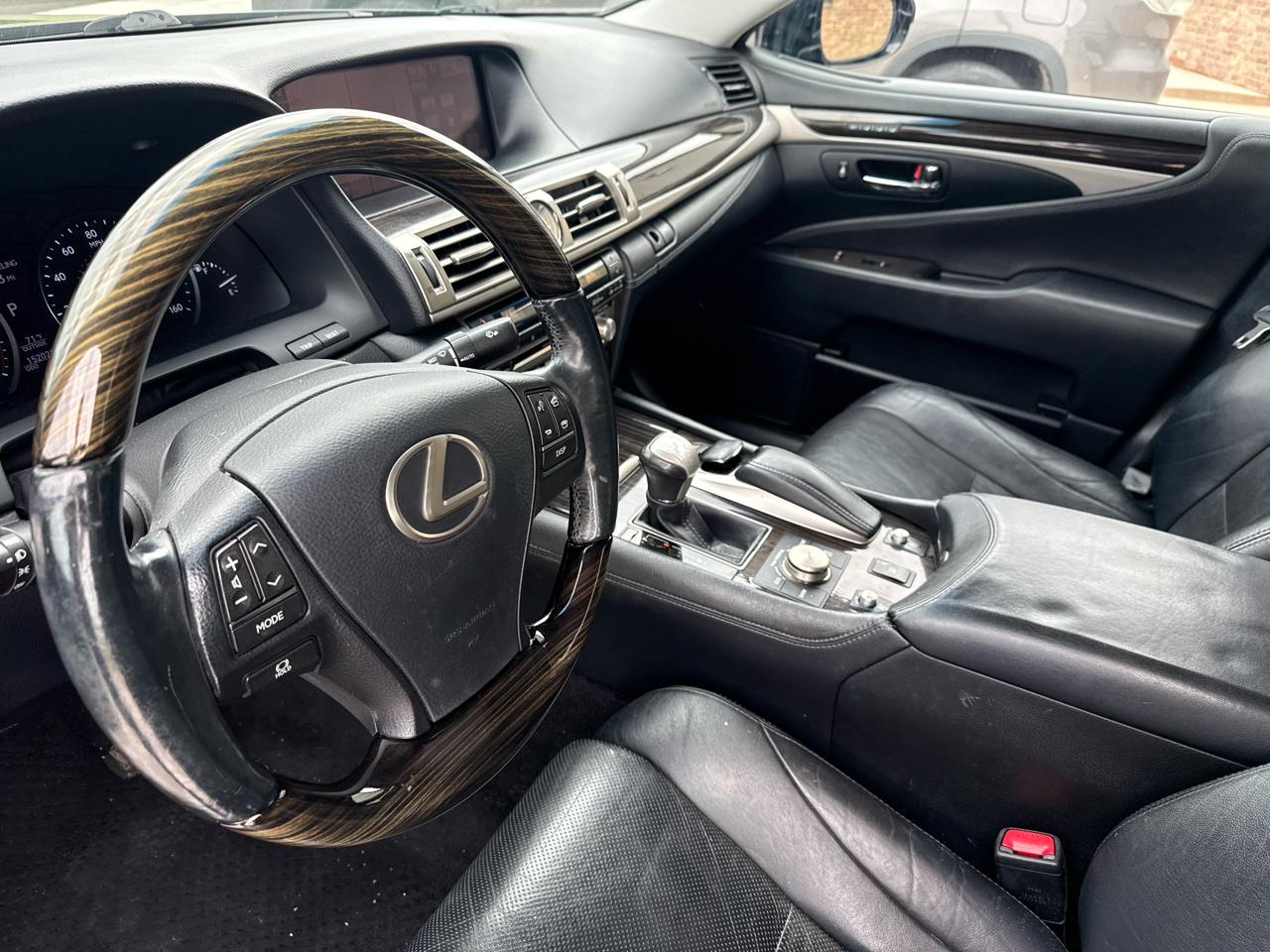 Lexus LS 460 4dr Sdn AWD 2013
