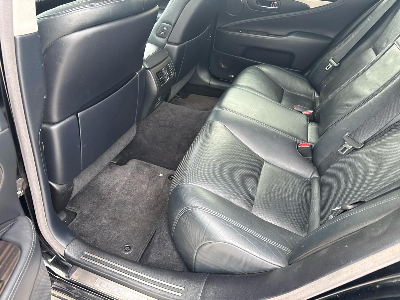 Lexus LS 460 4dr Sdn AWD 2013