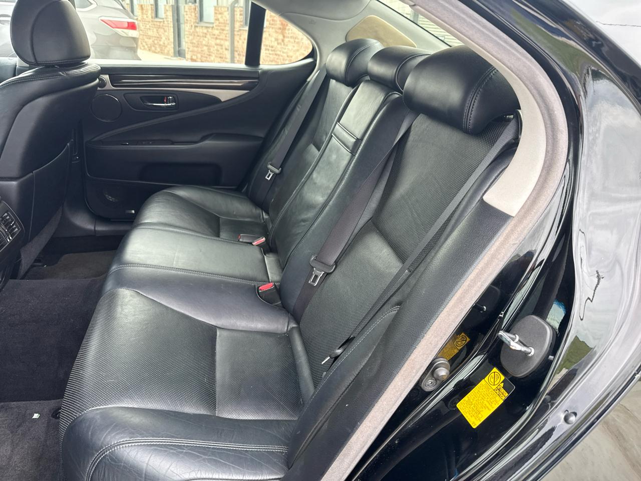 Lexus LS 460 4dr Sdn AWD 2013