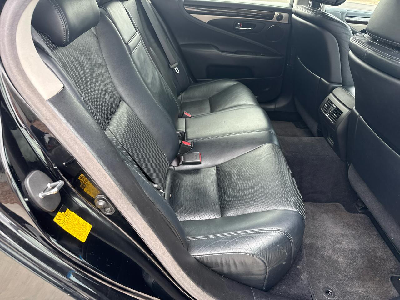 Lexus LS 460 4dr Sdn AWD 2013