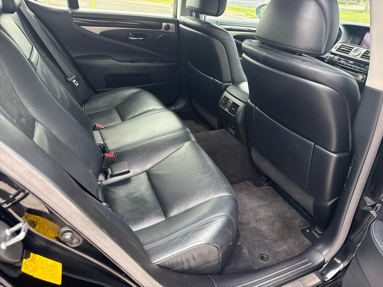 Lexus LS 460 4dr Sdn AWD 2013