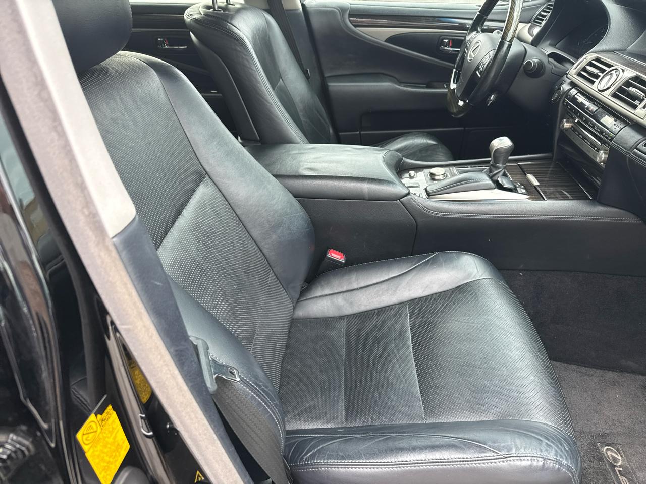 Lexus LS 460 4dr Sdn AWD 2013