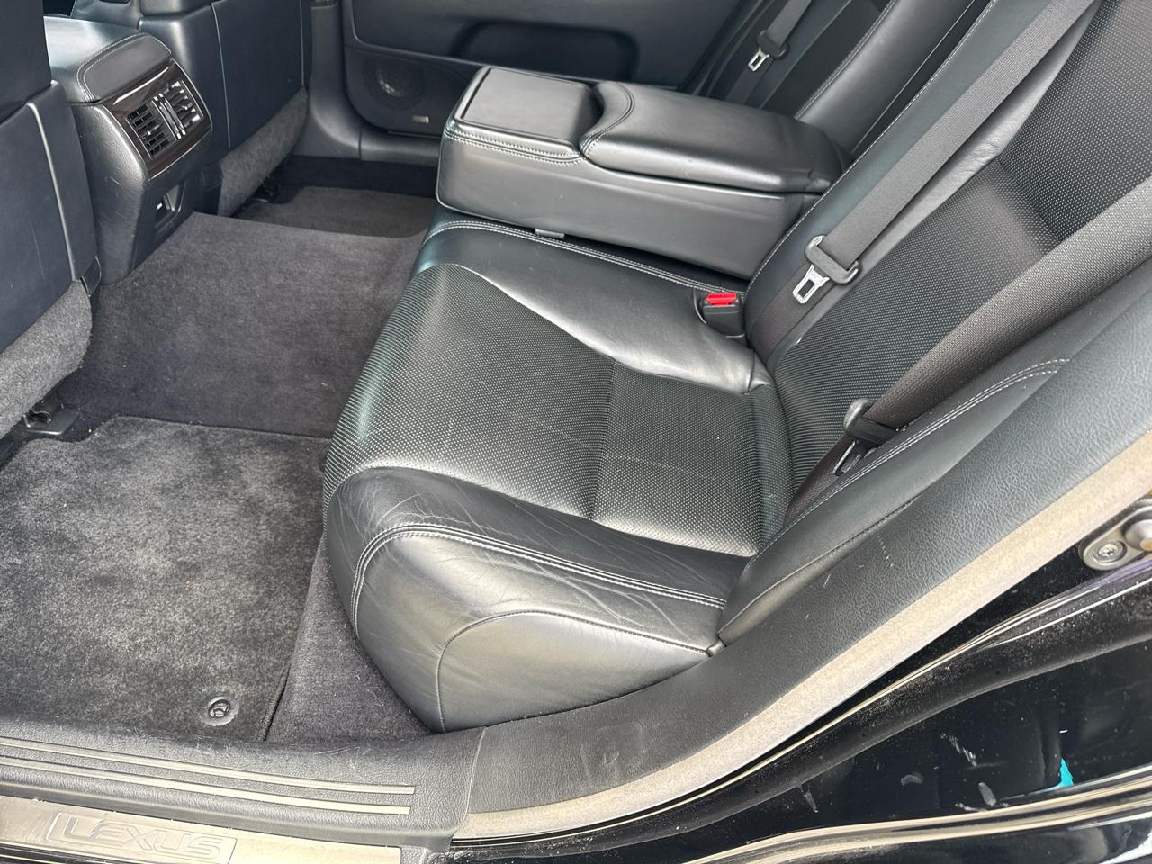 Lexus LS 460 4dr Sdn L RWD 2013
