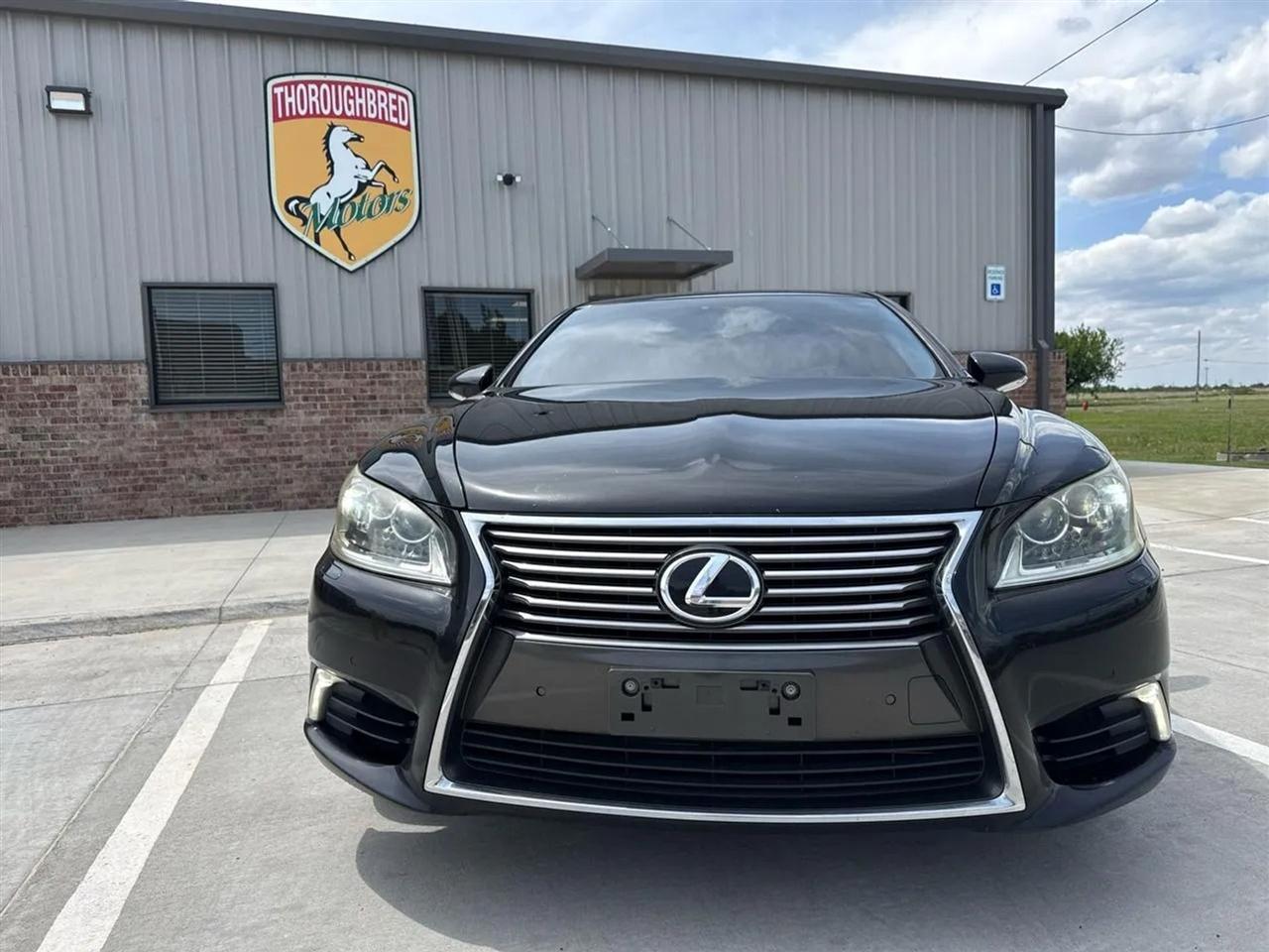 Lexus LS 460 4dr Sdn L RWD 2013