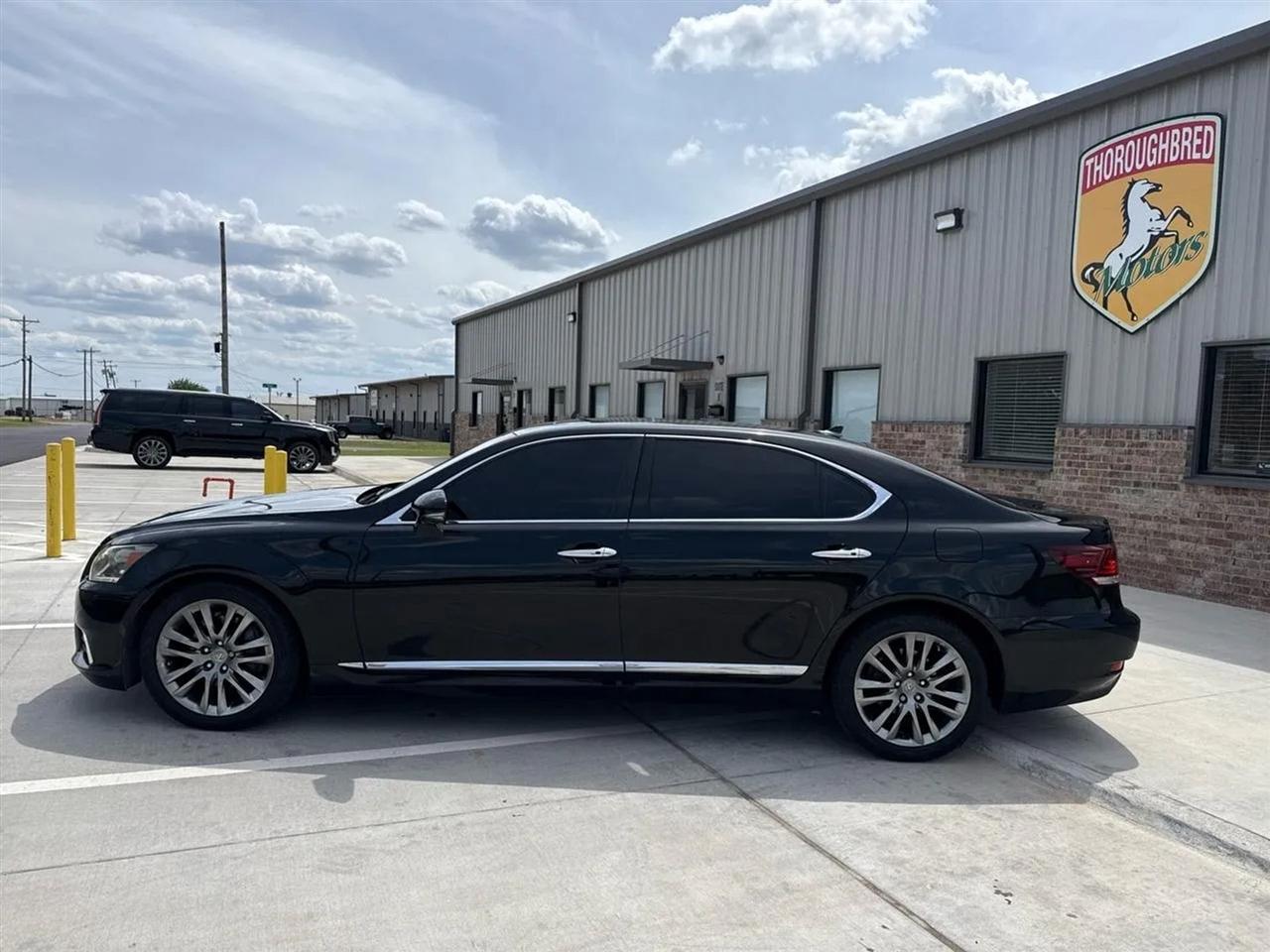 Lexus LS 460 4dr Sdn L RWD 2013