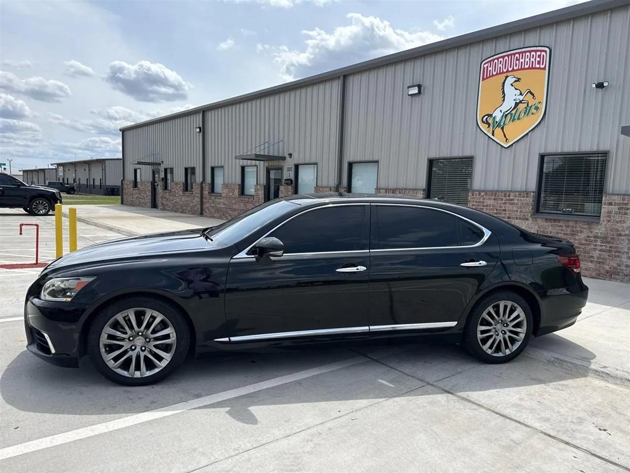 Lexus LS 460 4dr Sdn L RWD 2013