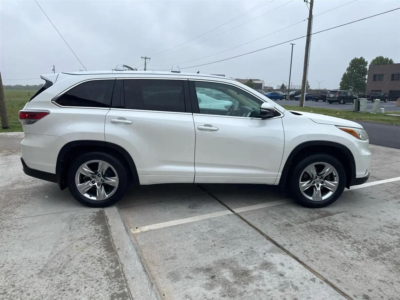 Toyota Highlander AWD 4dr V6 Limited (Natl) 2014