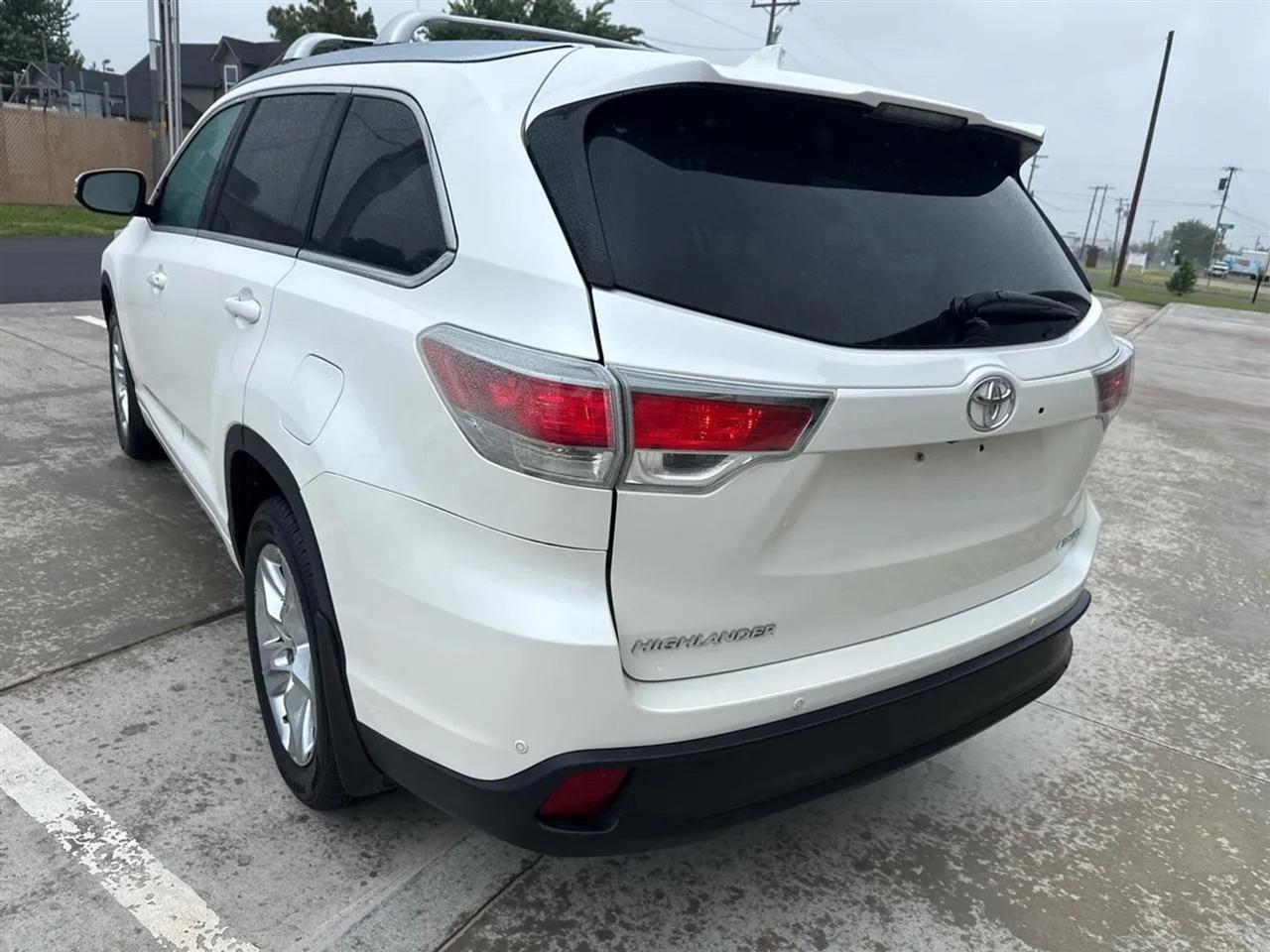 Toyota Highlander AWD 4dr V6 Limited (Natl) 2014