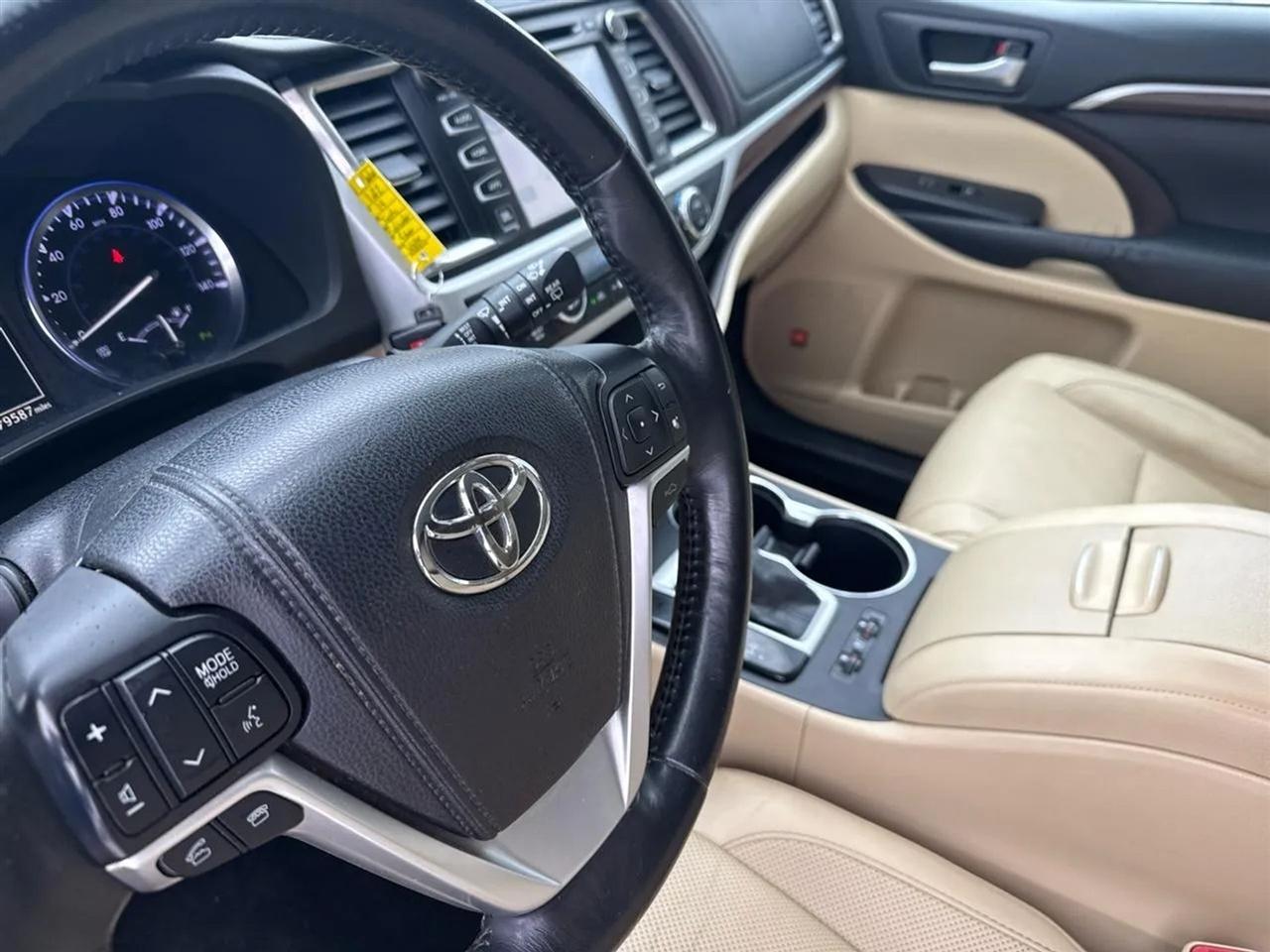 Toyota Highlander AWD 4dr V6 Limited (Natl) 2014
