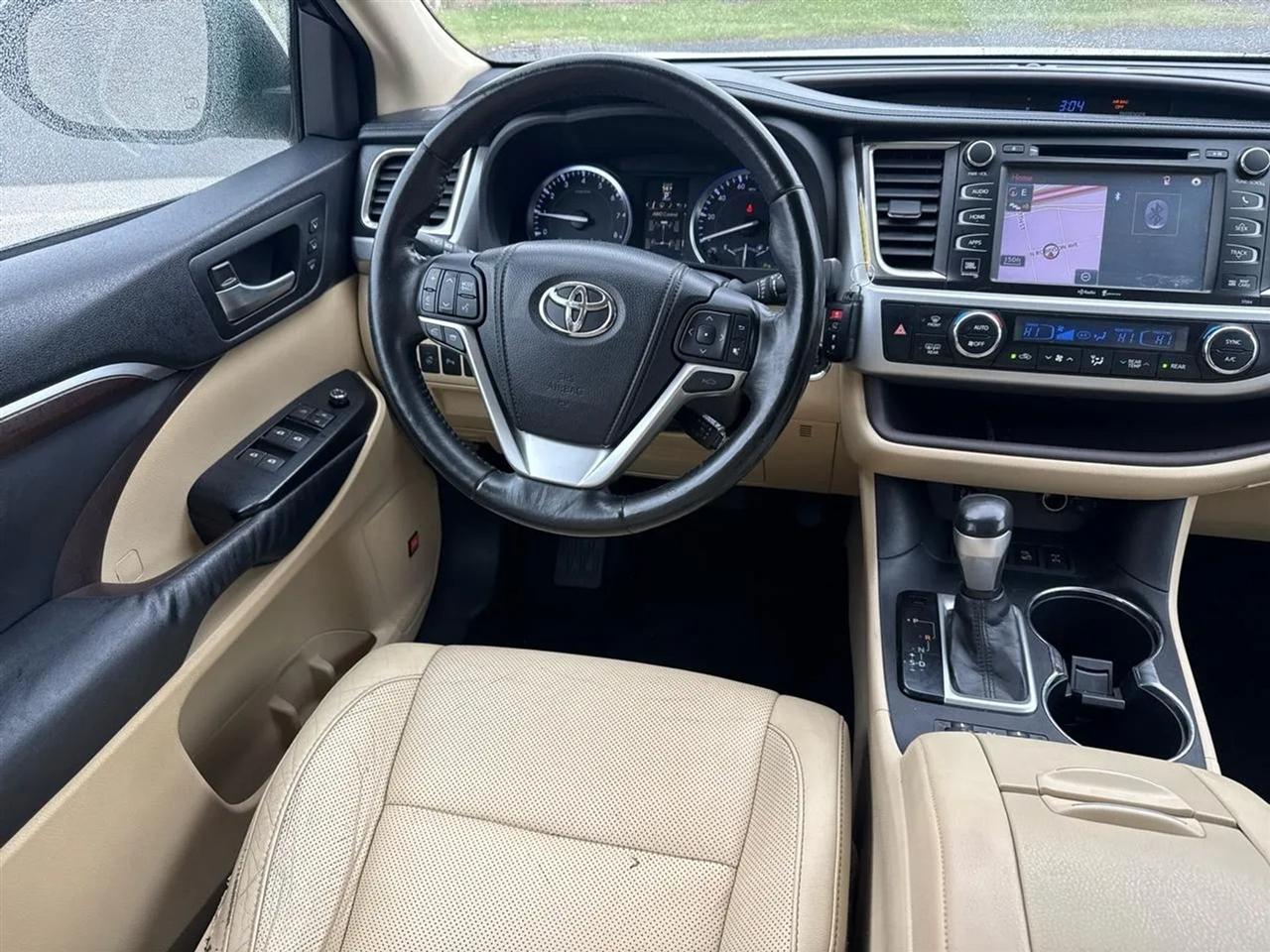 Toyota Highlander AWD 4dr V6 Limited (Natl) 2014