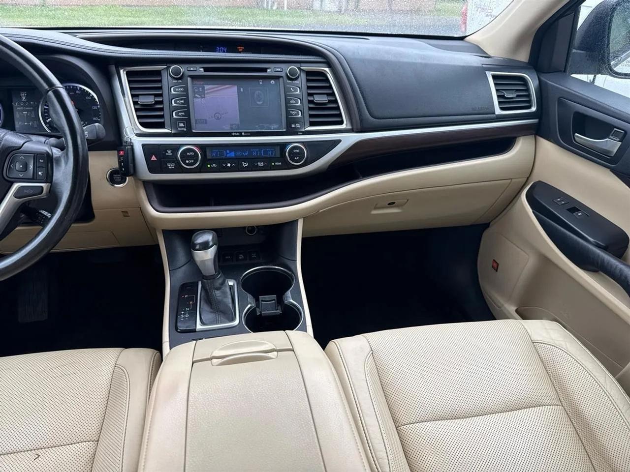 Toyota Highlander AWD 4dr V6 Limited (Natl) 2014
