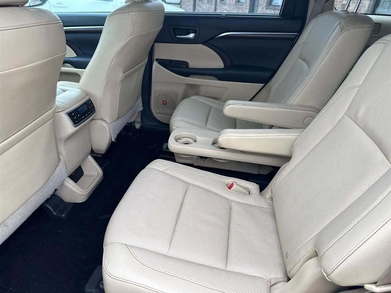 Toyota Highlander AWD 4dr V6 Limited (Natl) 2014
