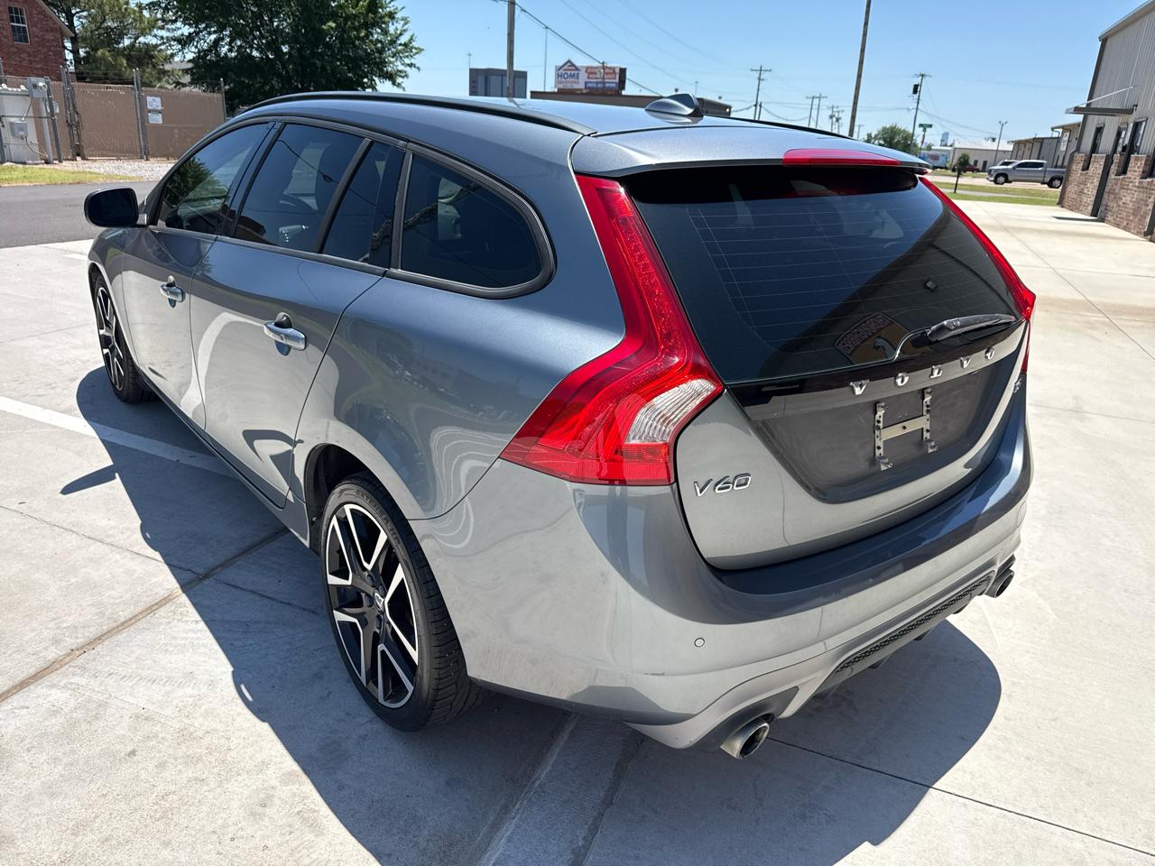 Volvo V60 T5 FWD Dynamic 2018
