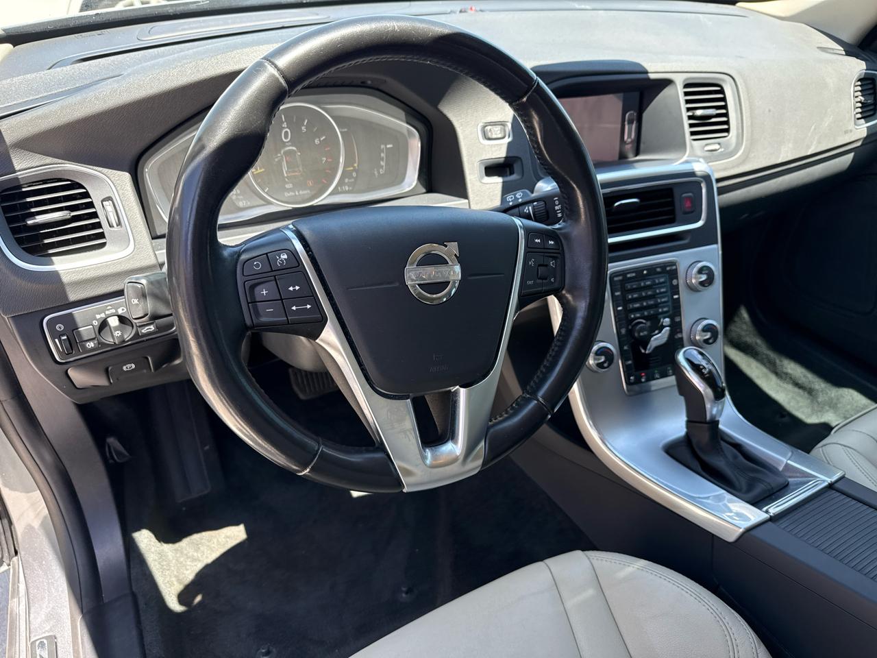 Volvo V60 T5 FWD Dynamic 2018
