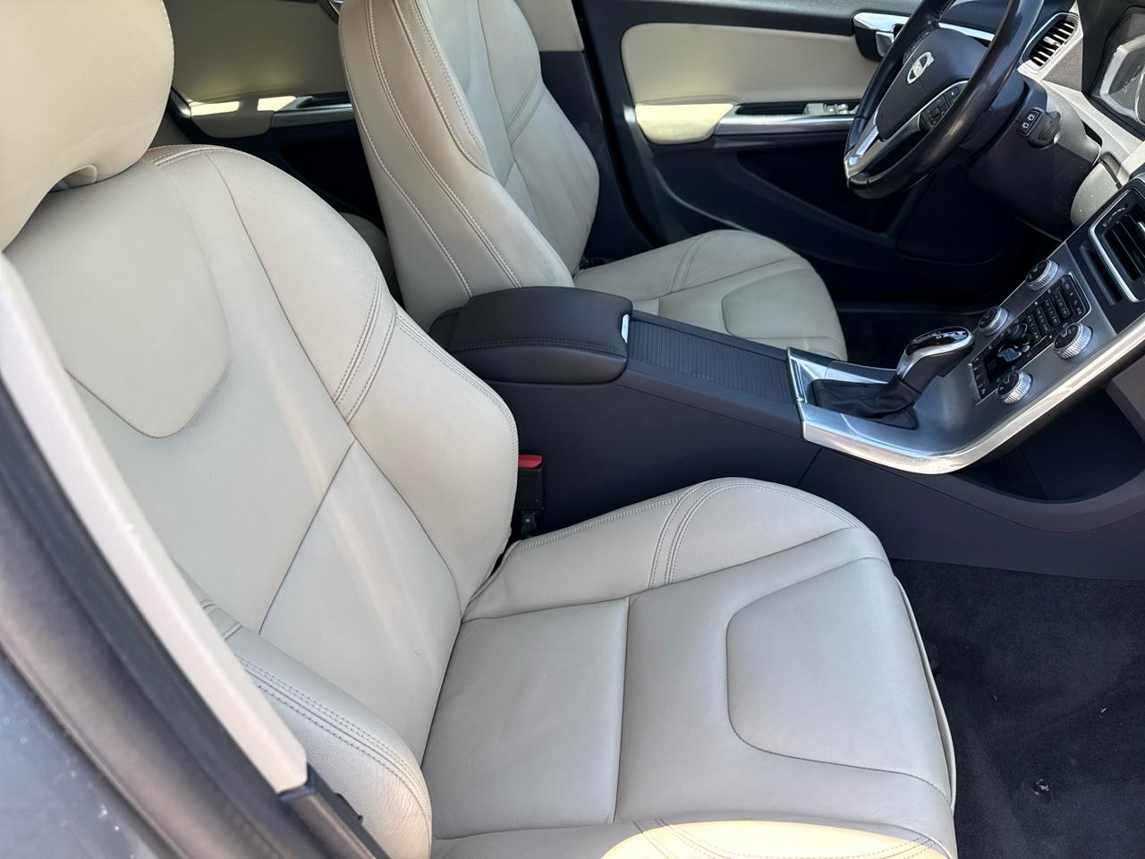 Volvo V60 T5 FWD Dynamic 2018