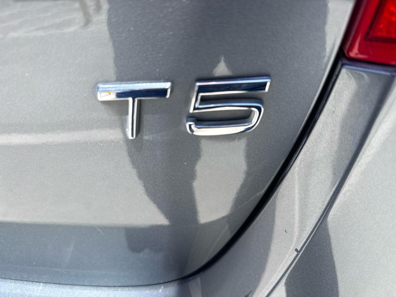 Volvo V60 T5 FWD Dynamic 2018