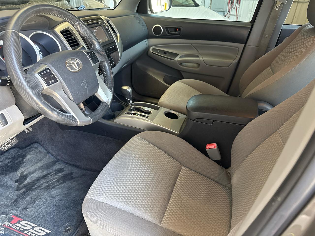 Toyota Tacoma 2WD Double Cab V6 AT PreRunner (Natl) 2013