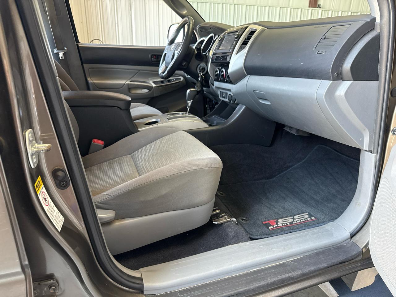 Toyota Tacoma 2WD Double Cab V6 AT PreRunner (Natl) 2013