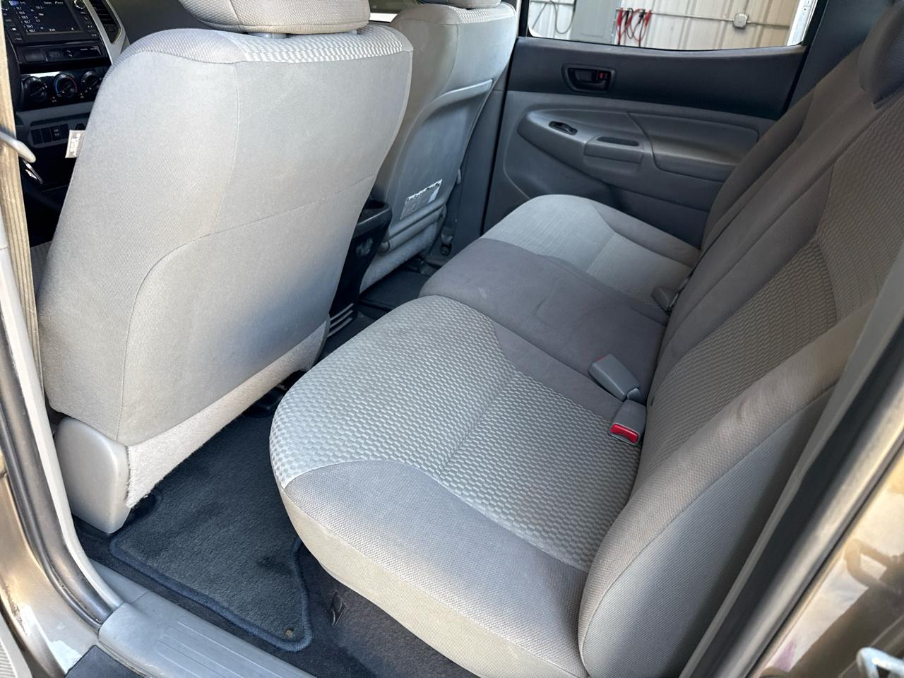 Toyota Tacoma 2WD Double Cab V6 AT PreRunner (Natl) 2013
