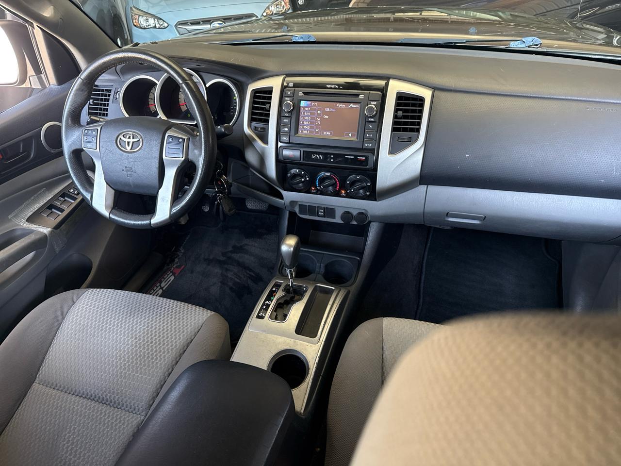 Toyota Tacoma 2WD Double Cab V6 AT PreRunner (Natl) 2013