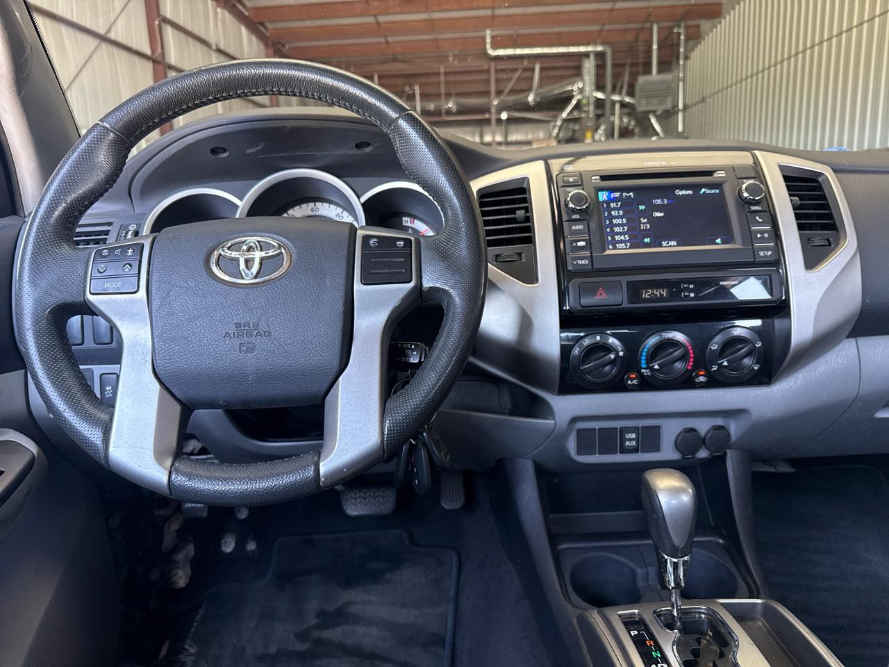 Toyota Tacoma 2WD Double Cab V6 AT PreRunner (Natl) 2013