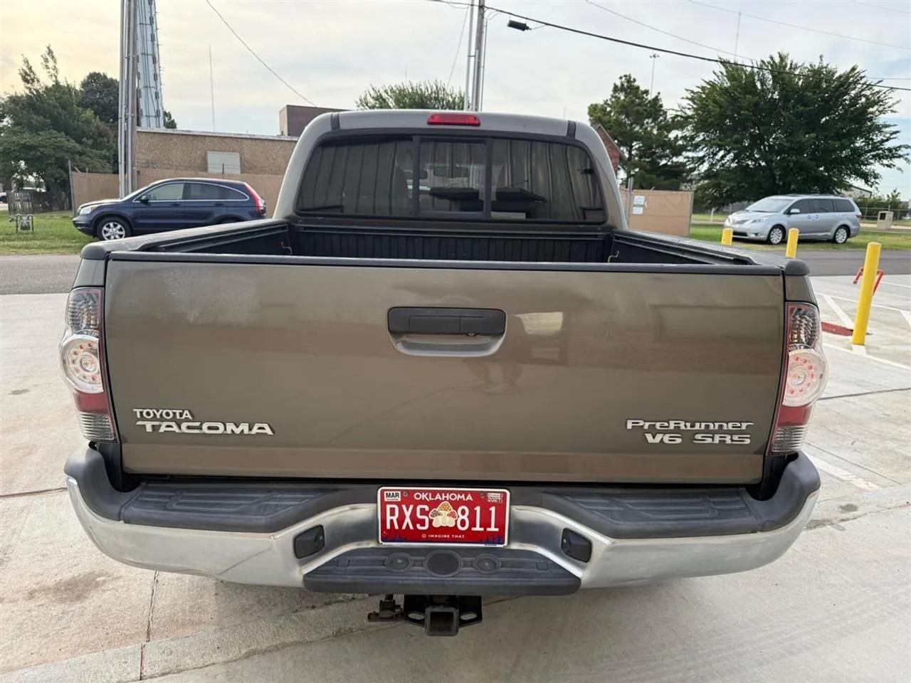 Toyota Tacoma 2WD Double Cab V6 AT PreRunner (Natl) 2013