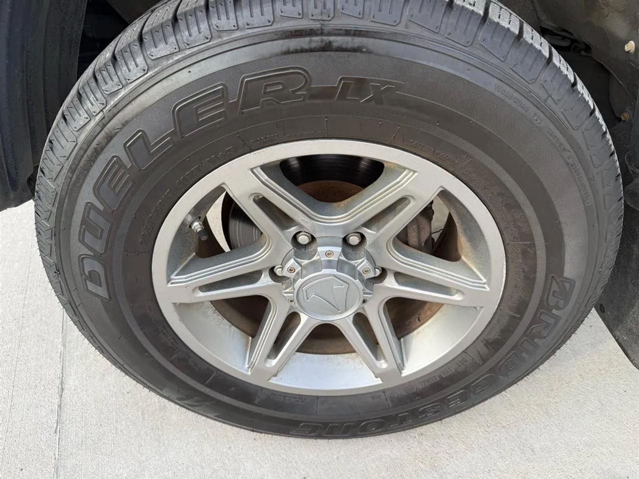 Toyota Tacoma 2WD Double Cab V6 AT PreRunner (Natl) 2013