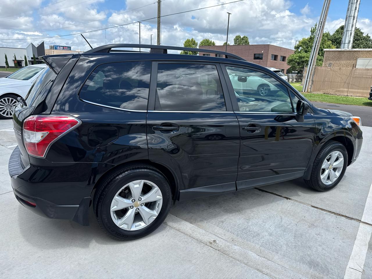 Subaru Forester 4dr Auto 2.5i Limited PZEV 2014