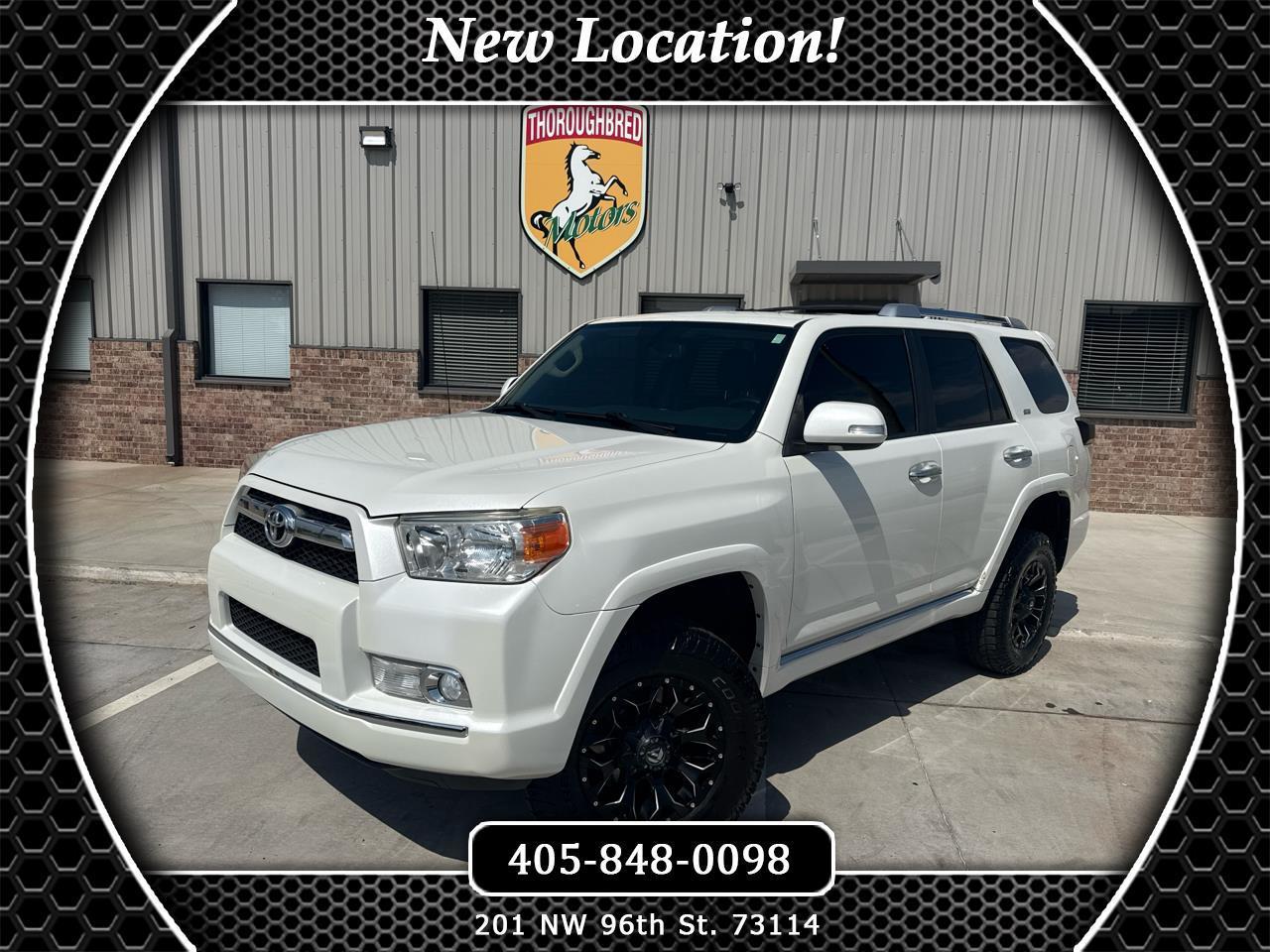 Toyota 4Runner 4WD 4dr V6 SR5 (Natl) 2011