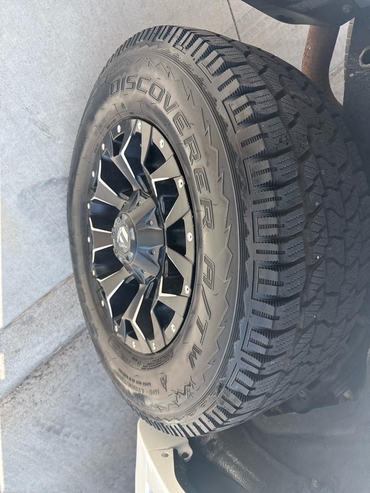 Toyota 4Runner 4WD 4dr V6 SR5 (Natl) 2011