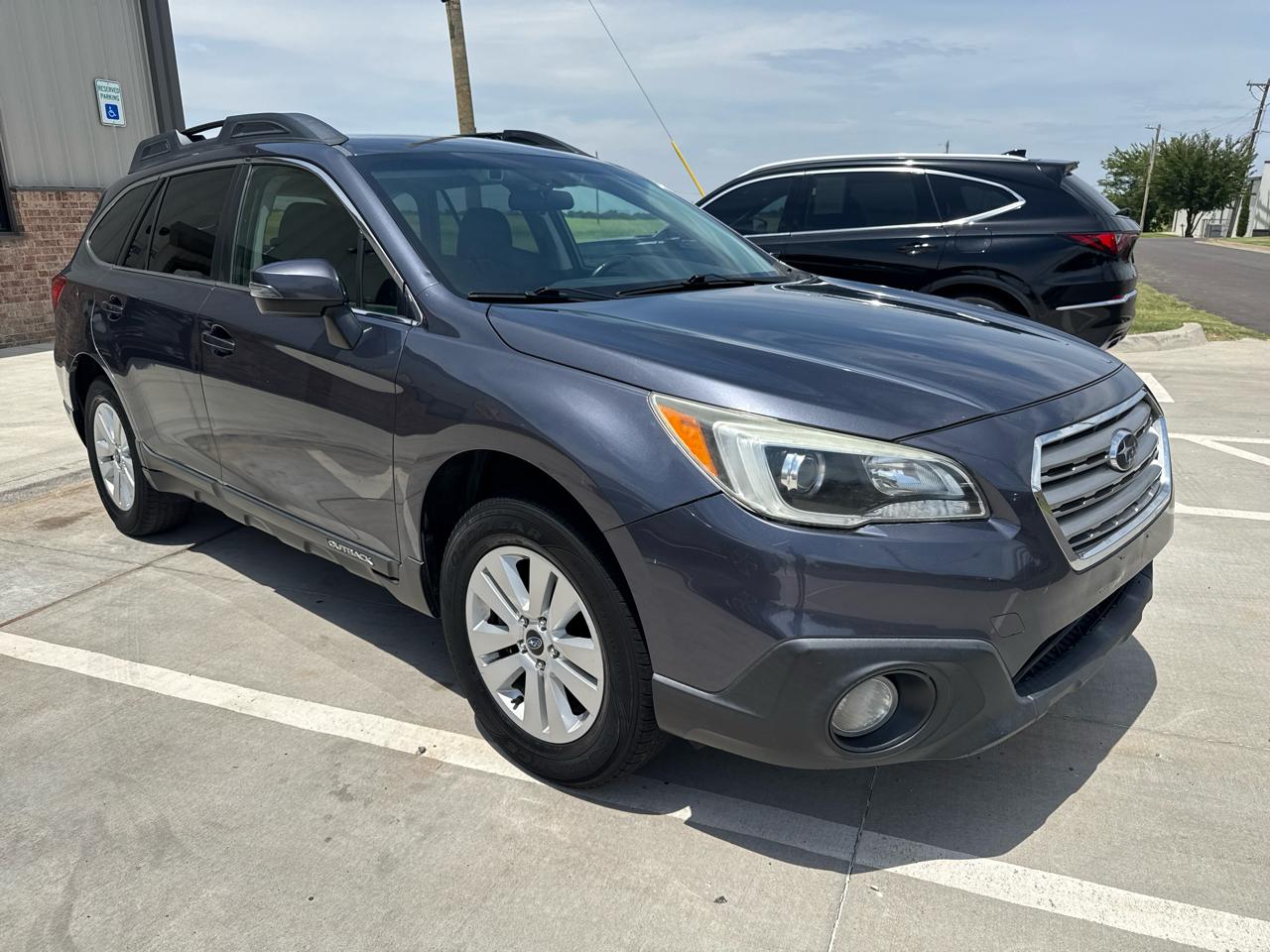 Subaru Outback 4dr Wgn 2.5i Premium PZEV 2015