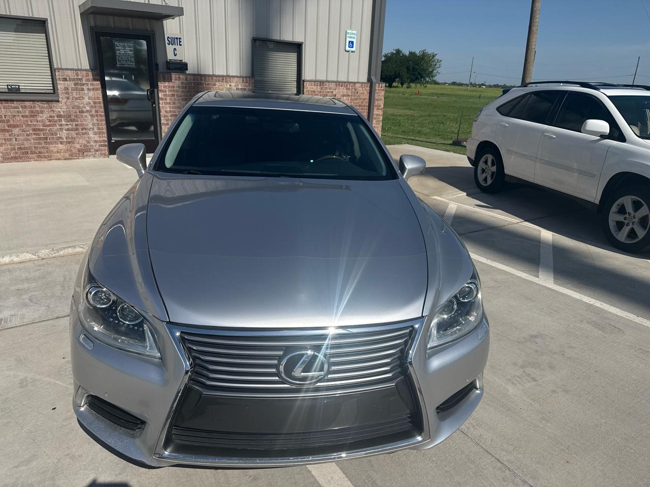 Lexus LS 460 4dr Sdn RWD 2014
