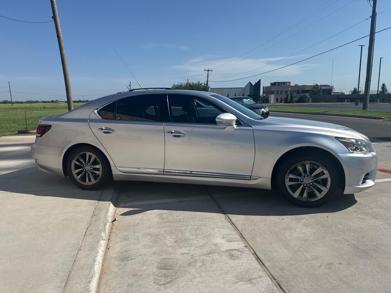 Lexus LS 460 4dr Sdn RWD 2014