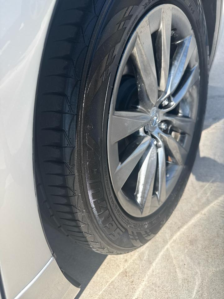 Lexus LS 460 4dr Sdn RWD 2014