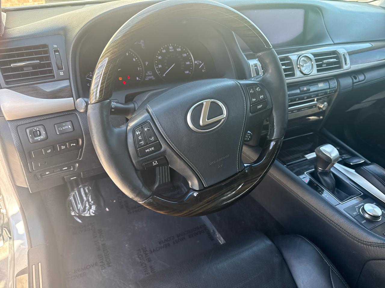 Lexus LS 460 4dr Sdn RWD 2014