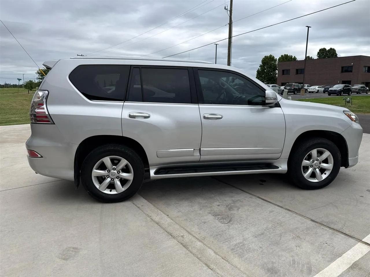 Lexus GX 460 4WD 4dr 2014