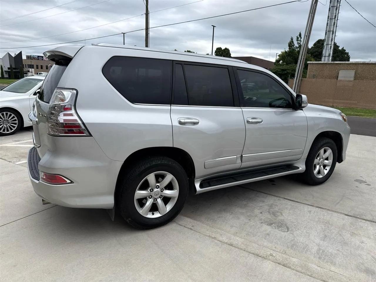 Lexus GX 460 4WD 4dr 2014