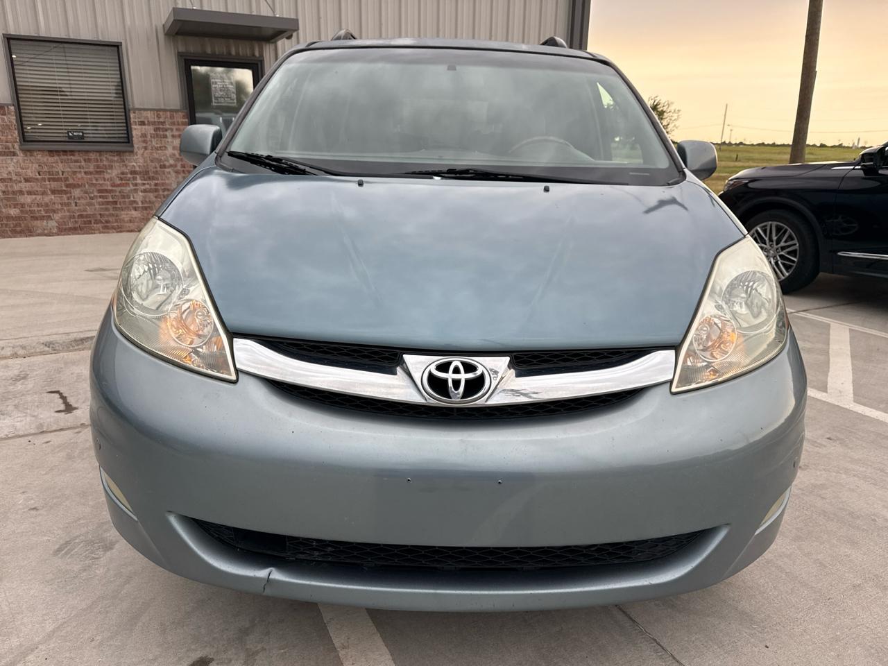 Toyota Sienna 5dr XLE AWD (Natl) 2006