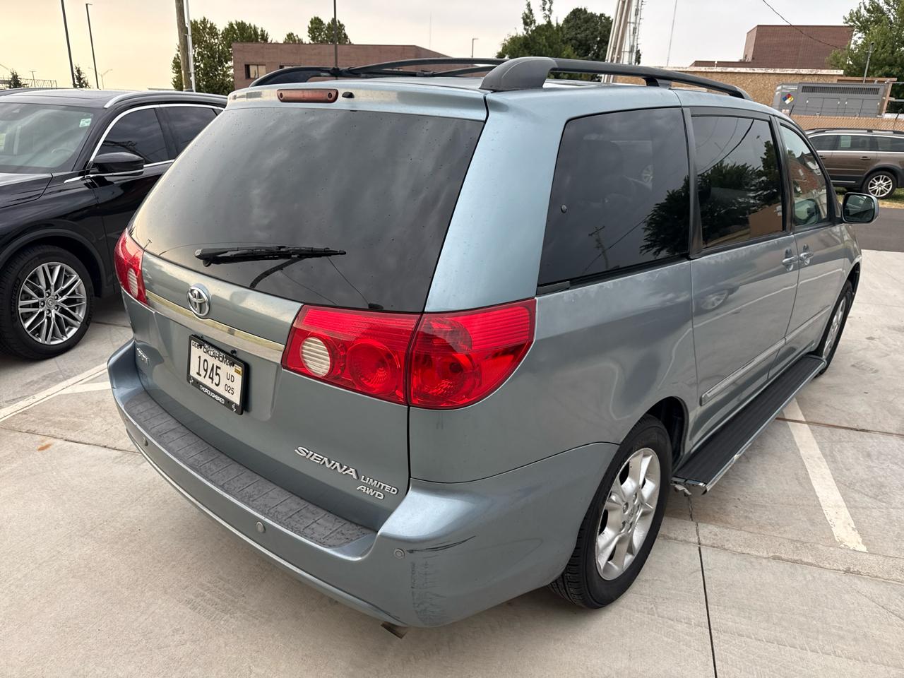 Toyota Sienna 5dr XLE AWD (Natl) 2006