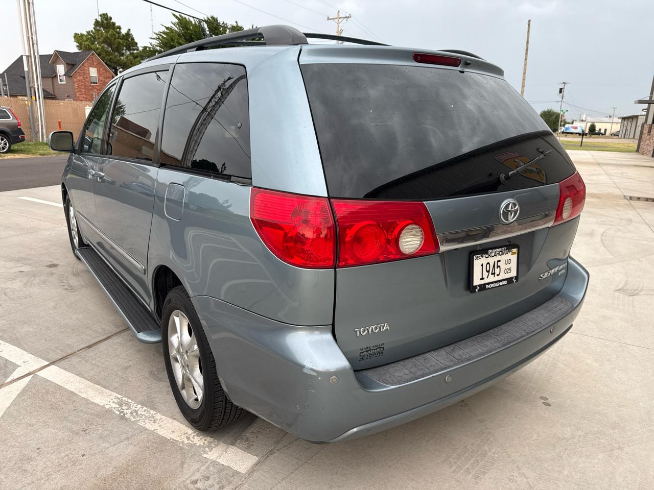 Toyota Sienna 5dr XLE AWD (Natl) 2006