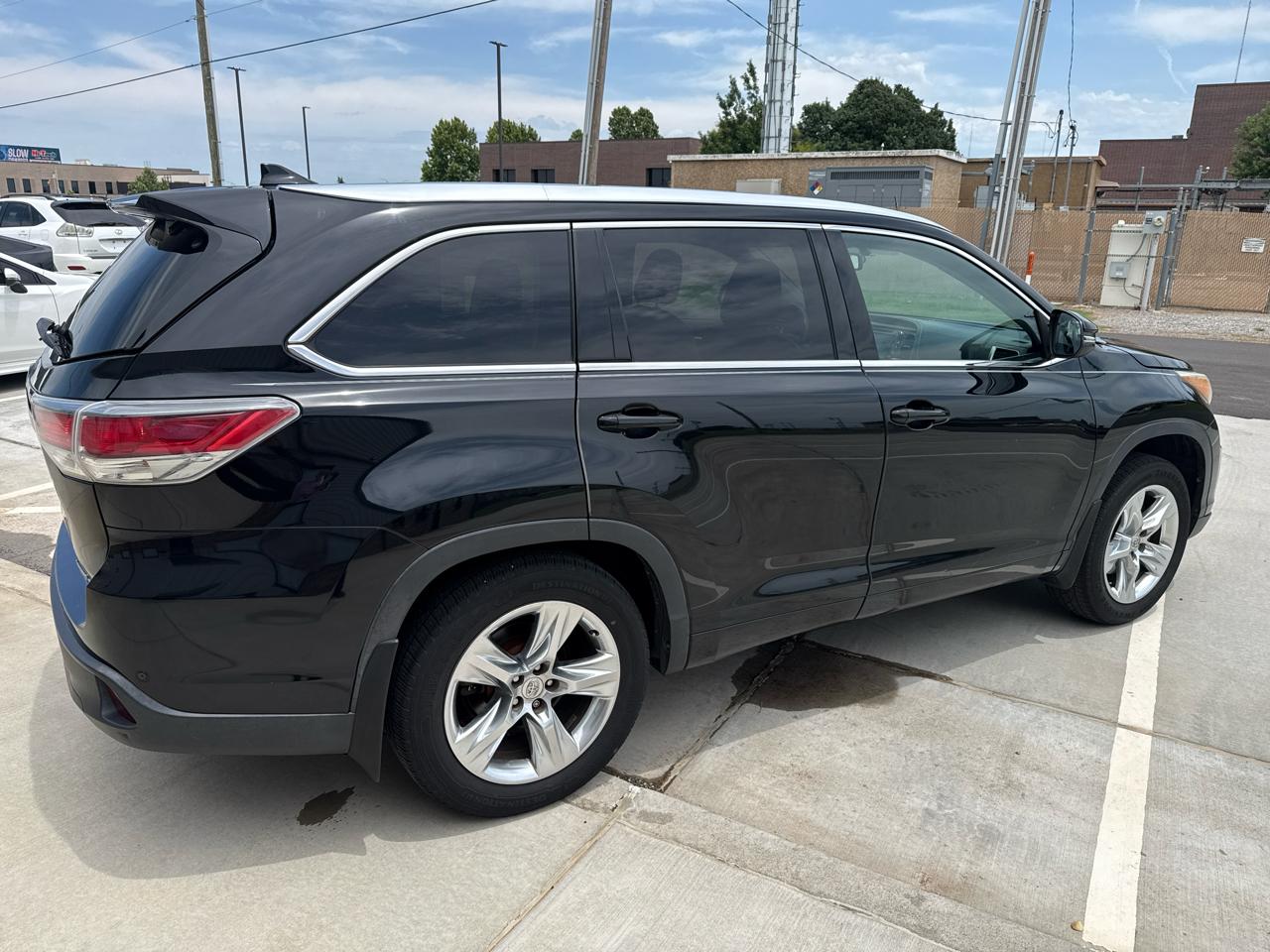 Toyota Highlander AWD 4dr V6 Limited (Natl) 2015