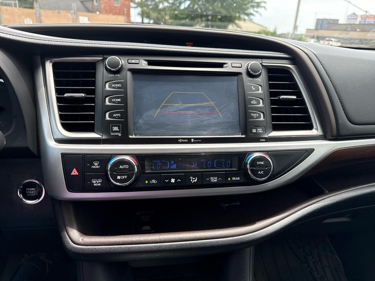 Toyota Highlander AWD 4dr V6 Limited (Natl) 2015