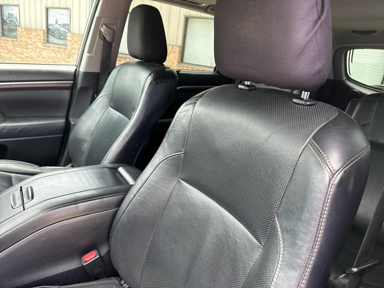 Toyota Highlander AWD 4dr V6 Limited (Natl) 2015