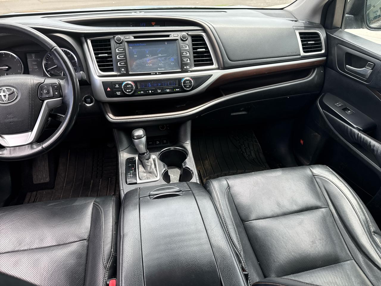 Toyota Highlander AWD 4dr V6 Limited (Natl) 2015