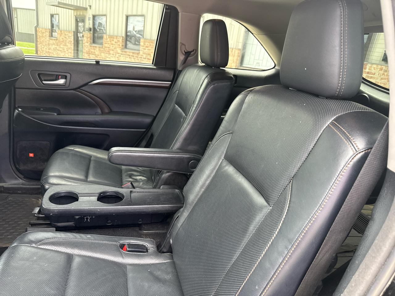 Toyota Highlander AWD 4dr V6 Limited (Natl) 2015